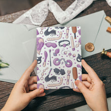 Încarcă imaginea în vizualizatorul Galerie, Felicitare cu plic, hartie texturata premium - The toys
